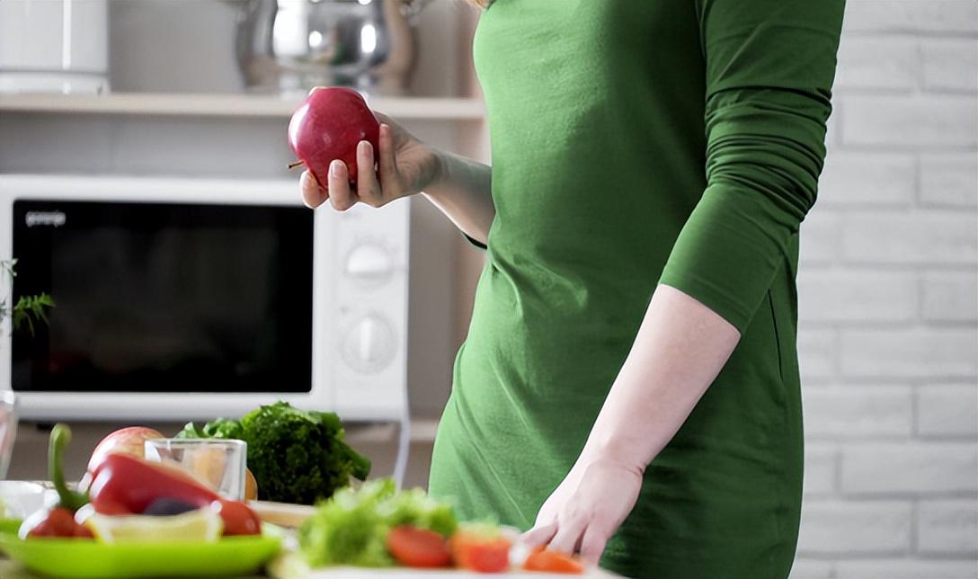 血糖升高會(huì)出現(xiàn)哪些癥狀?如何調(diào)節(jié)我們的血糖? 血糖升高會(huì)出現(xiàn)哪些癥狀?如何調(diào)節(jié)我們的血糖?